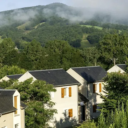 Résidence Le Village Goélia 3* Saint-Geniez-dʼOlt